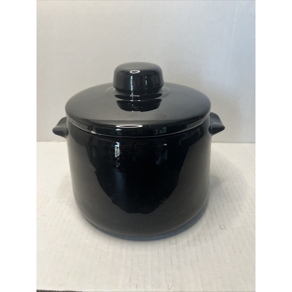 Vintage 1950's 2 Quart West Bend Stoneware Bean Pot Crock with Lid Black